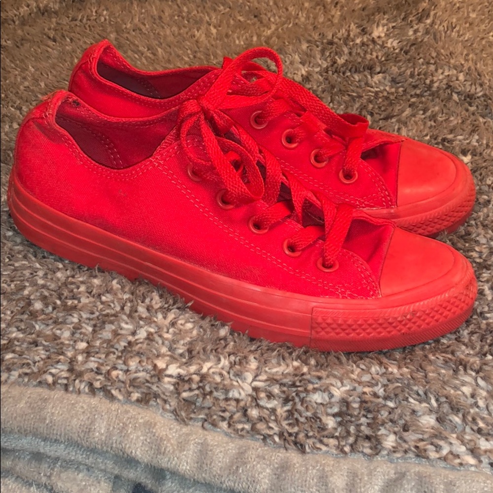 Shoes - Picture 3 of 4